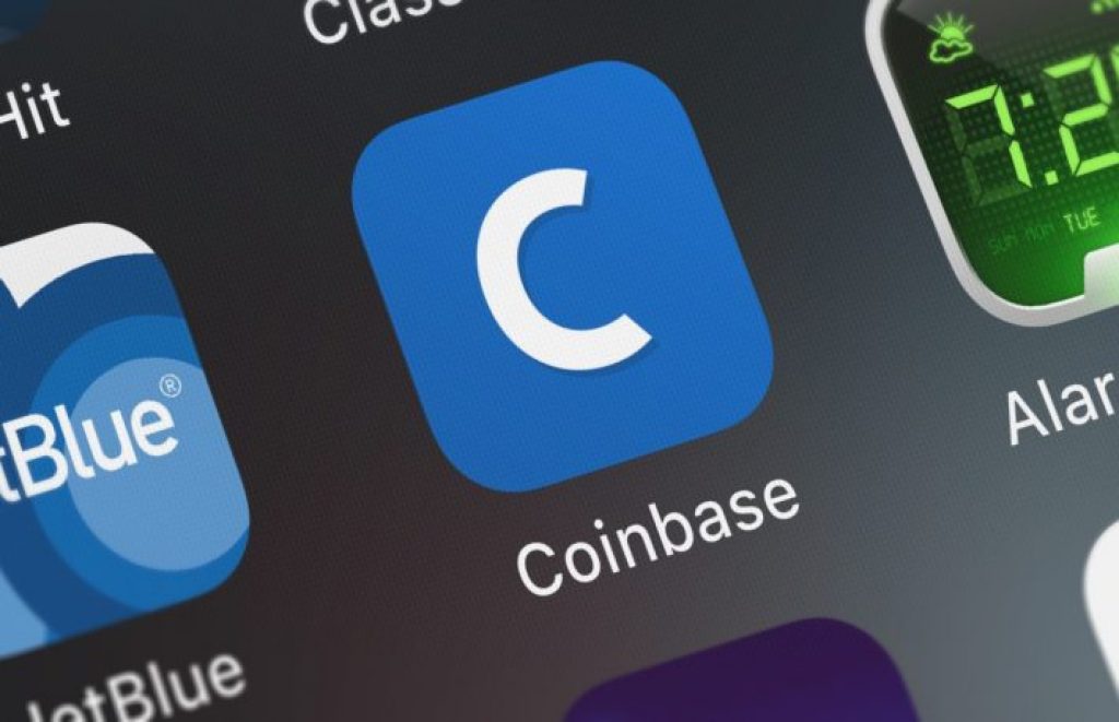 Coinbase app på telefonens skærm