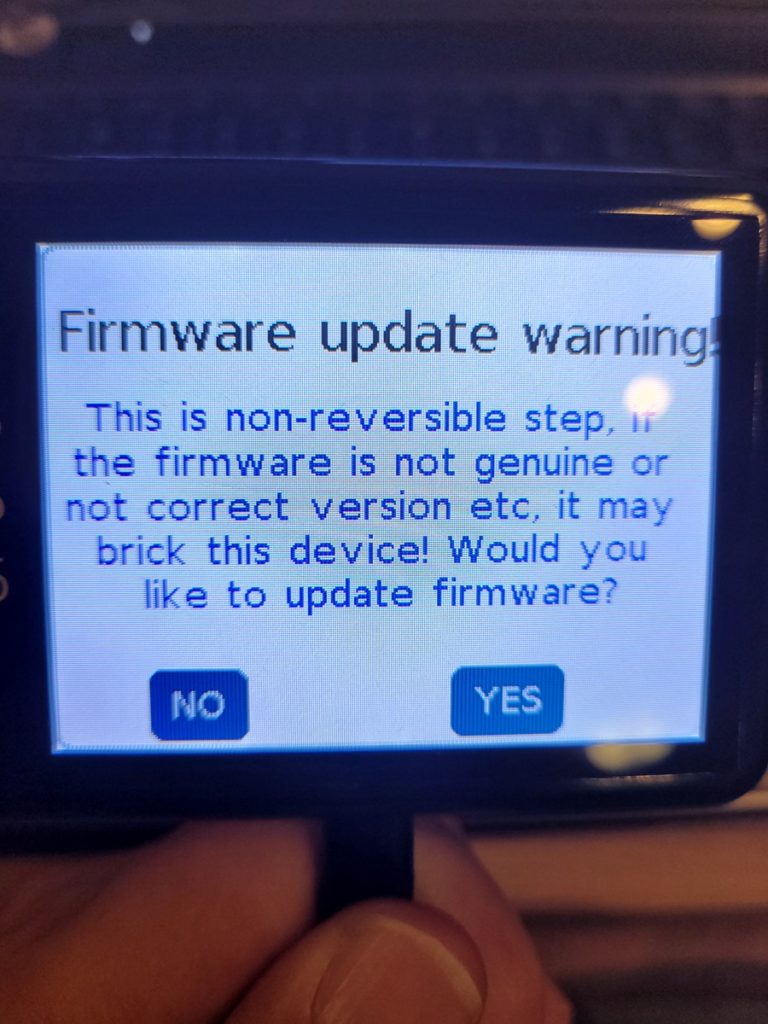 Varning om firmwareuppdatering