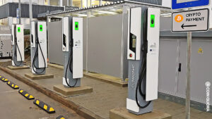 رمزارز در ایستگاه های شارژ خودروی اروپا پذیرفته می شود. جستجوی عمودی Ai.