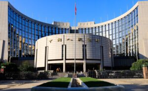 PBoC به بانک‌های چینی دستور می‌دهد تا حساب‌های بازرگانان OTC کریپتو را قطع کنند - با تکرار ممنوعیت بانکی در سال 2017، پلاتوبلاکچین اطلاعات داده. جستجوی عمودی Ai.