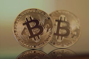 Apakah Bitcoin Berpotensi Menggantikan Mata Uang Tradisional? Kecerdasan Data PlatoBlockchain. Pencarian Vertikal. ai.