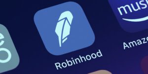 Robinhood Eyes kriptográfiai kölcsönzési és befektetési szolgáltatások PlatoBlockchain adatintelligencia. Függőleges keresés. Ai.