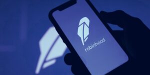 Robinhood ตีมูลค่า 32 พันล้านดอลลาร์ หลัง IPO PlatoBlockchain Data Intelligence มูลค่า 2.1 พันล้านดอลลาร์ ค้นหาแนวตั้ง AI.