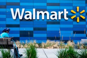 Vähittäiskaupan jättiläinen Walmart etsii kryptotuotteen lyijyä digitaalisen valuuttastrategian edistämiseksi. PlatoBlockchain Data Intelligence. Pystysuuntainen haku. Ai.