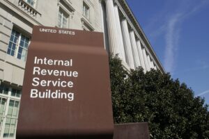 IRS ایک نوٹس جاری کرتا ہے جس میں کہا گیا ہے کہ ڈیجیٹل کرنسیاں نفاذ کی اولین ترجیح ہیں۔ پلیٹو بلاکچین ڈیٹا انٹیلی جنس۔ عمودی تلاش۔ عی