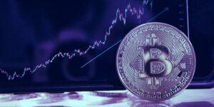 Bitcoin springt bei 55 $, da Solana, SHIB Lead Crypto Market Recovery PlatoBlockchain Data Intelligence. Vertikale Suche. Ai.