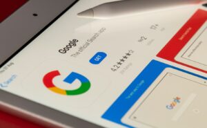 Google se gândește la posibilitatea de a permite utilizatorilor să stocheze criptografii în carduri digitale, angajează un veteran de plată PlatoBlockchain Data Intelligence. Căutare verticală. Ai.