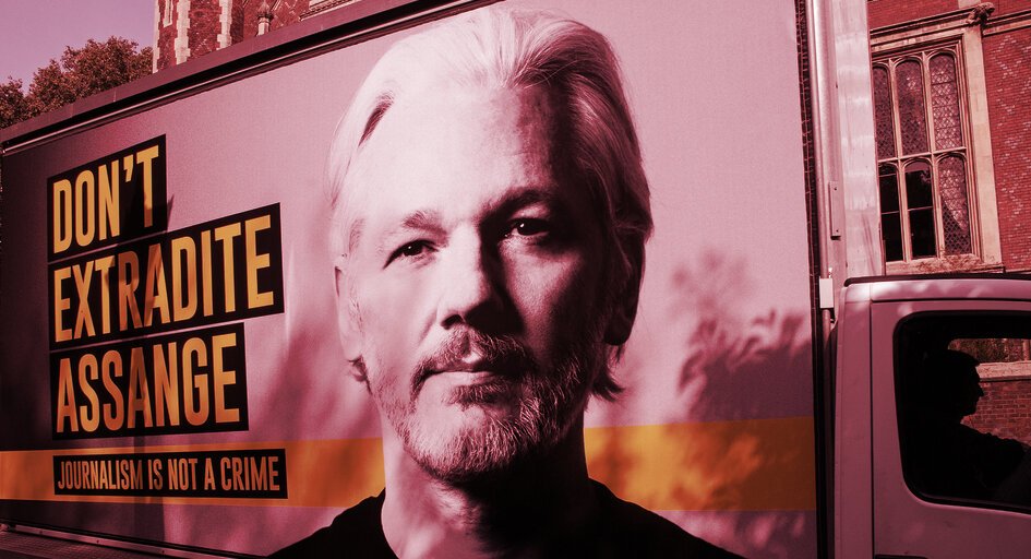 Assange DAO Mengumpulkan $7.8M di Ethereum untuk Membeli NFT—Dan Membebaskan Pendiri WikiLeaks, PlatoBlockchain Data Intelligence. Pencarian Vertikal. ai.