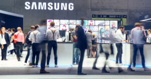 Samsung wprowadza na rynek nowy telefon wyposażony w portfel kryptograficzny PlatoBlockchain Data Intelligence. Wyszukiwanie pionowe. AI.