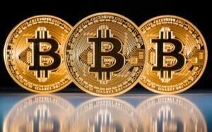 Bitcoin (BTC) کی قیمت $47,200 تک پہنچ گئی؛ تجزیہ کار نے پیش گوئی کی ہے کہ یہ بل رن پلیٹو بلاکچین ڈیٹا انٹیلی جنس کو برقرار رکھے گا۔ عمودی تلاش۔ عی