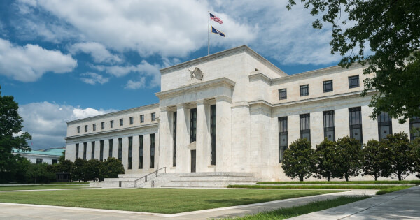 O presidente do Federal Reserve, Powell, vê alta na taxa de juros este mês PlatoBlockchain Data Intelligence. Pesquisa Vertical. Ai.