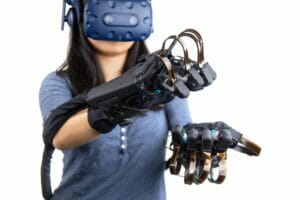 HaptX отримує новий капітал і стратегічного партнера для комерціалізації Haptic Data Gloves Virtual Reality Pop PlatoBlockchain Data Intelligence. Вертикальний пошук. Ai.