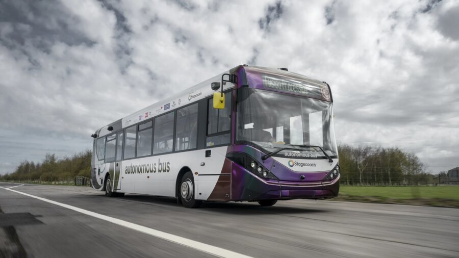英国初の自動運転旅客バスが今週路上テストを開始 PlatoBlockchain Data Intelligence。垂直検索。あい。