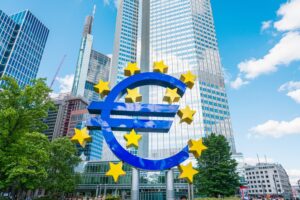 يستكشف البنك المركزي الأوروبي CBDC الذي يركز على عدم الكشف عن هويته في تقرير جديد PlatoBlockchain Data Intelligence. البحث العمودي. عاي.