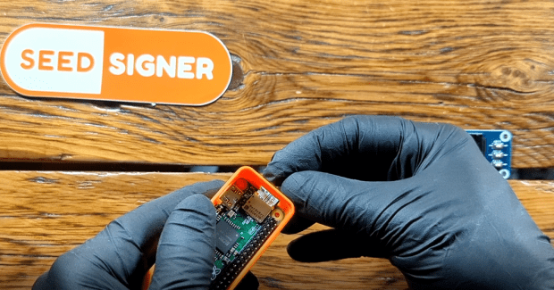 How To Set Up And Use The SeedSigner DIY Bitcoin Signing Device LCD PlatoBlockchain Data Intelligence. Vertical Search. Ai.