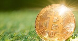 Bullish: Bitcoin markerer første grønne ugentlige lukning efter to måneder i den røde PlatoBlockchain Data Intelligence. Lodret søgning. Ai.