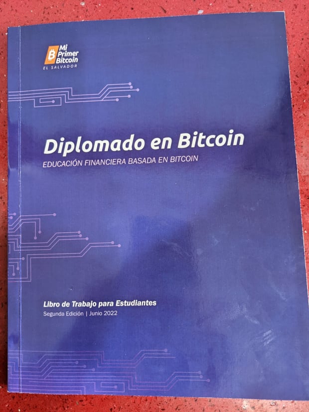 El Salvador'daki Lise Öğrencileri Bitcoin Diploması Kazanabilir PlatoBlockchain Veri Zekası. Dikey Arama. Ai.
