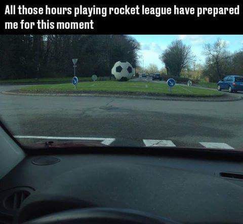Rocket League mem 3