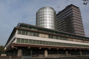 بایننس 3.3 میلیون یورو توسط بانک مرکزی هلند به دلیل عملیات غیرمجاز پلاتوبلاکچین داده ها جریمه شد. جستجوی عمودی Ai.