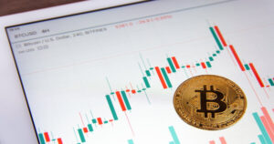 Czy Bitcoin przygotowuje się do odbicia w wyniku podwyżek stóp procentowych? Analiza danych PlatoBlockchain. Wyszukiwanie pionowe. AI.