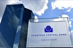 Lige i: Europas centralbank for at advare om kryptolovgivning PlatoBlockchain Data Intelligence. Lodret søgning. Ai.