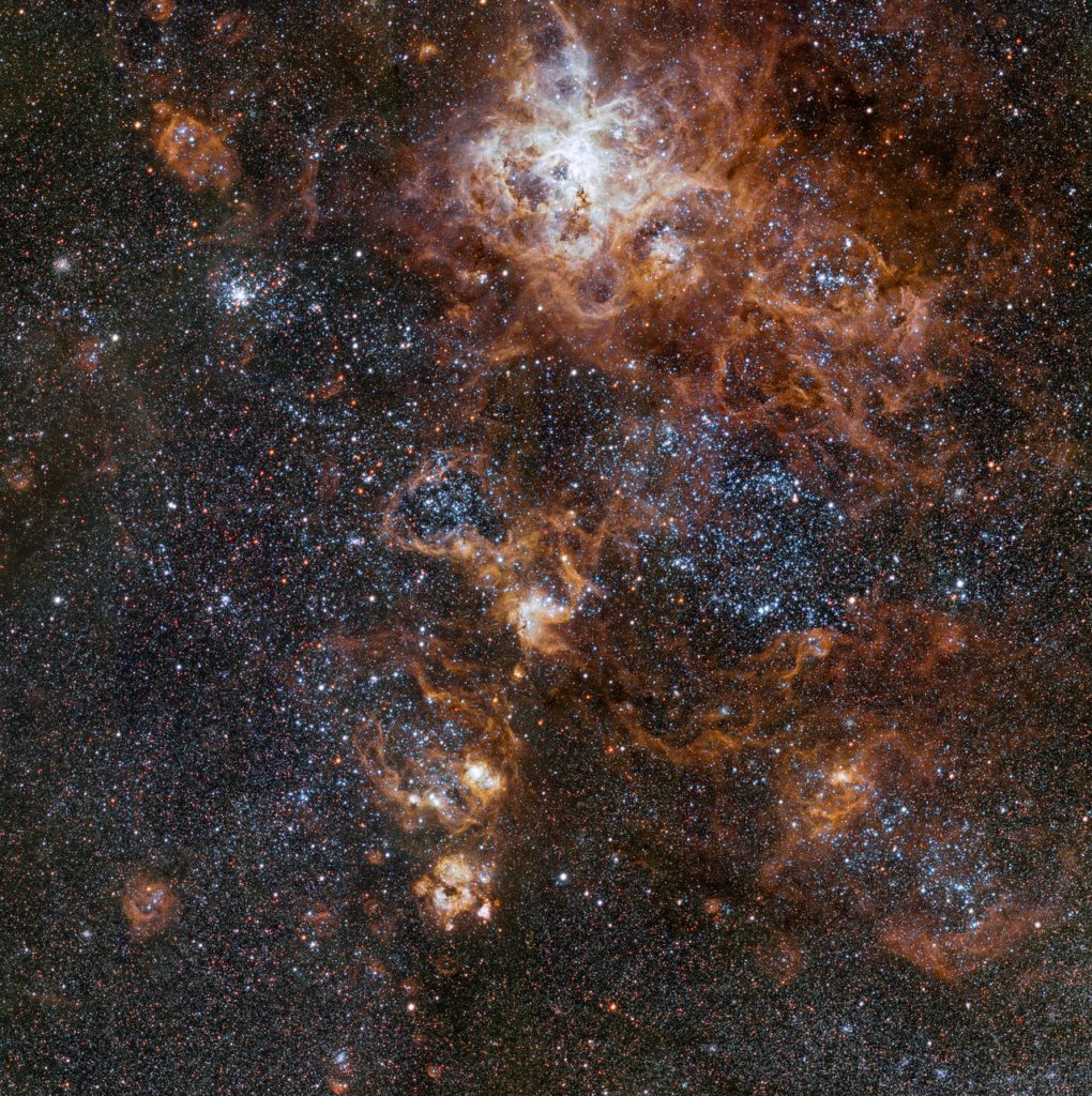 Wilayah kaya di sekitar Nebula Tarantula di Awan Magellan Besar