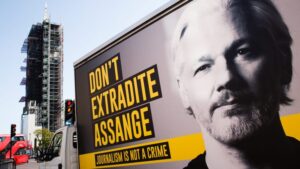 FN's menneskerettighedschef giver udtryk for bekymring over Assange-udleveringssagen, Wikileaks fortsætter med at indsamle store summer af Crypto PlatoBlockchain-dataefterretning. Lodret søgning. Ai.