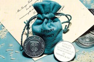 Tiffany & Co. Limited Edition CryptoPunk Necklace PlatoBlockchain ডেটা ইন্টেলিজেন্স চালু করেছে। উল্লম্ব অনুসন্ধান. আ.