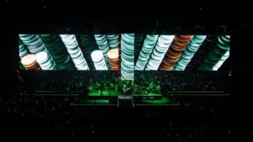Roger Waters 的沉浸式表演是柏拉图区块链数据智能的“综合艺术品”。 垂直搜索。 哎。