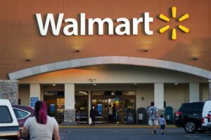 Milk, diapers and checking accounts: banking comes to Walmart PlatoBlockchain Data Intelligence. Vertical Search. Ai.