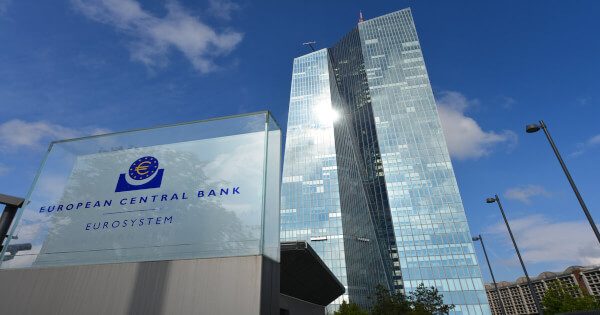 यूरोपीय सेंट्रल बैंक ब्लॉकचेन-संचालित बैंक लेनदेन प्लेटोब्लॉकचेन डेटा इंटेलिजेंस को शुरू करने पर विचार कर रहा है। लंबवत खोज. ऐ.