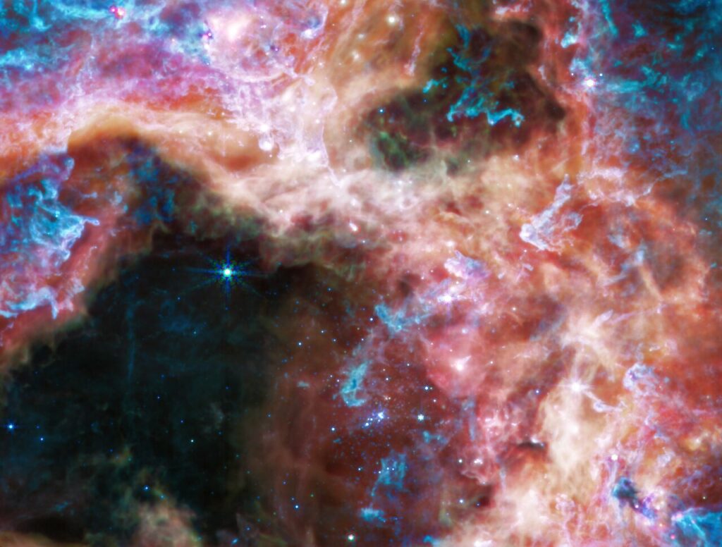 タランチュラ星雲（MIRI画像）