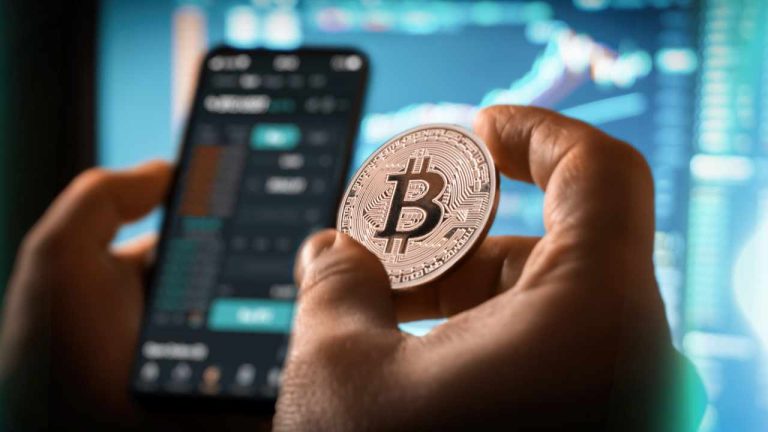 Canadian Crypto Exchange dă în judecată utilizatorii pentru returnarea Bitcoinului deturnat în timpul unei erori software
