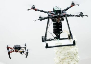Echipa de roboți zburători construiește structuri folosind imprimarea 3D PlatoBlockchain Data Intelligence. Căutare verticală. Ai.
