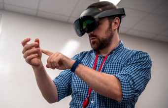 Hands-on: Quest Pro is the Dawn of the Mixed Reality Headset Era PlatoBlockchain Data Intelligence. Vertical Search. Ai.