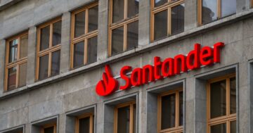 Santander는 영국 고객 PlatoBlockchain 데이터 인텔리전스에 대한 암호화 거래에 제한을 부과합니다. 수직 검색. 일체 포함.