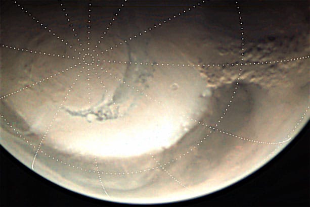 मंगल ग्रह के उत्तरी ध्रुव पर धूल भरे बादल