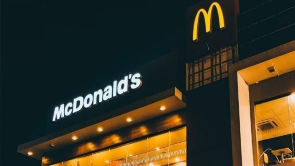 Ethereum против McDonald's: кто самый крупный в блоке? PlatoBlockchain Data Intelligence. Вертикальный поиск. Ай.