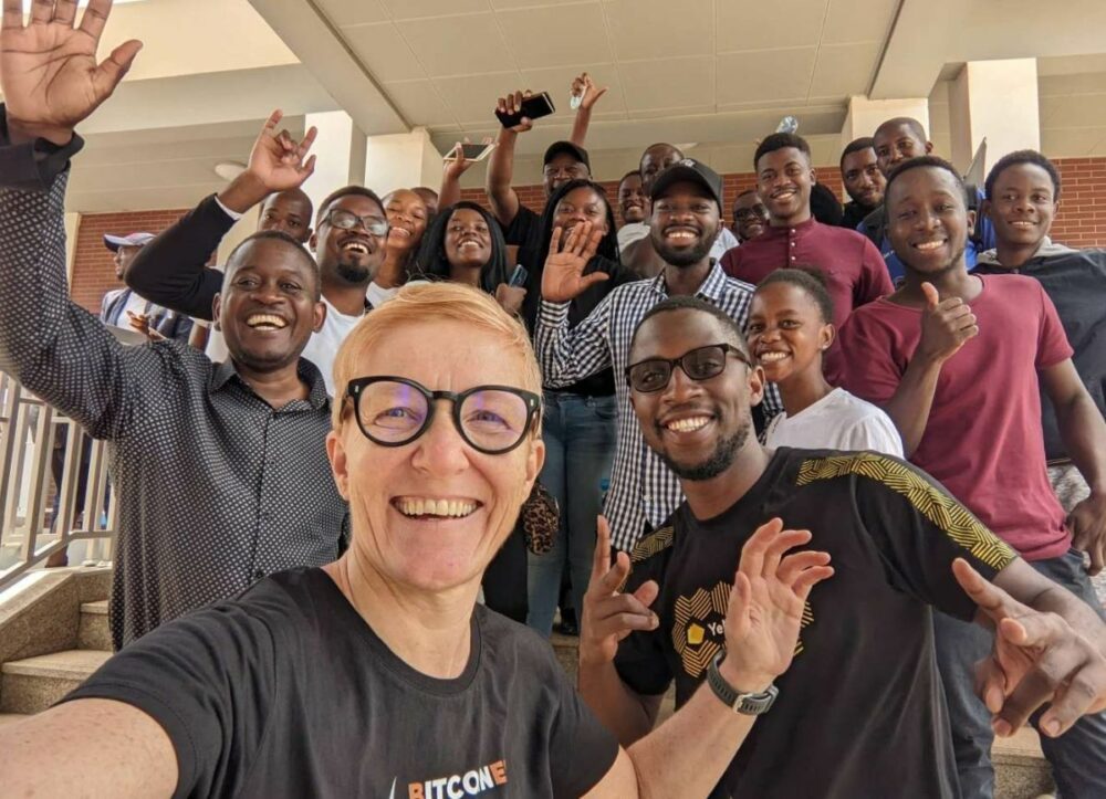Bitcoin For Fairness با سفر به چهار کشور آفریقایی در طول سال 2022، چندین پروژه پذیرش بیت کوین را تشویق کرد.