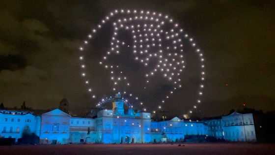 London New's Eve a sărbătorit cu ecranul cu dronă Celestial PlatoBlockchain Data Intelligence. Căutare verticală. Ai.