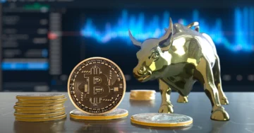 Bitcoin revendică 18.8 mii USD, analistul de top își inversează predicția