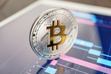 Märkte: Bitcoin rutscht ab, Ether unverändert, Dogecoin gewinnt unter den Top-10-Coins am meisten PlatoBlockchain Data Intelligence. Vertikale Suche. Ai.