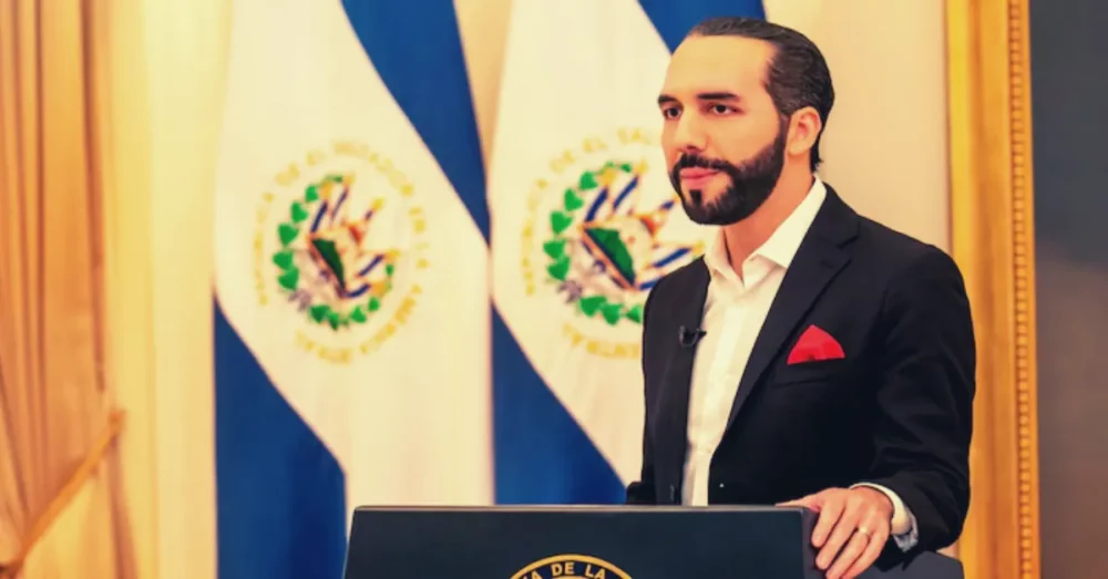El Salvador 800 millió dollár Bitcoin kötvényt fizet, a Mainstream Media Slam elnöke