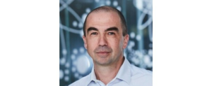 Hugues de Riedmatten, vodja skupine za kvantno optiko, Inštitut za fotonske znanosti, bo predstavil »Topic Keynote: The Prospects for a Quantum Repeater«
