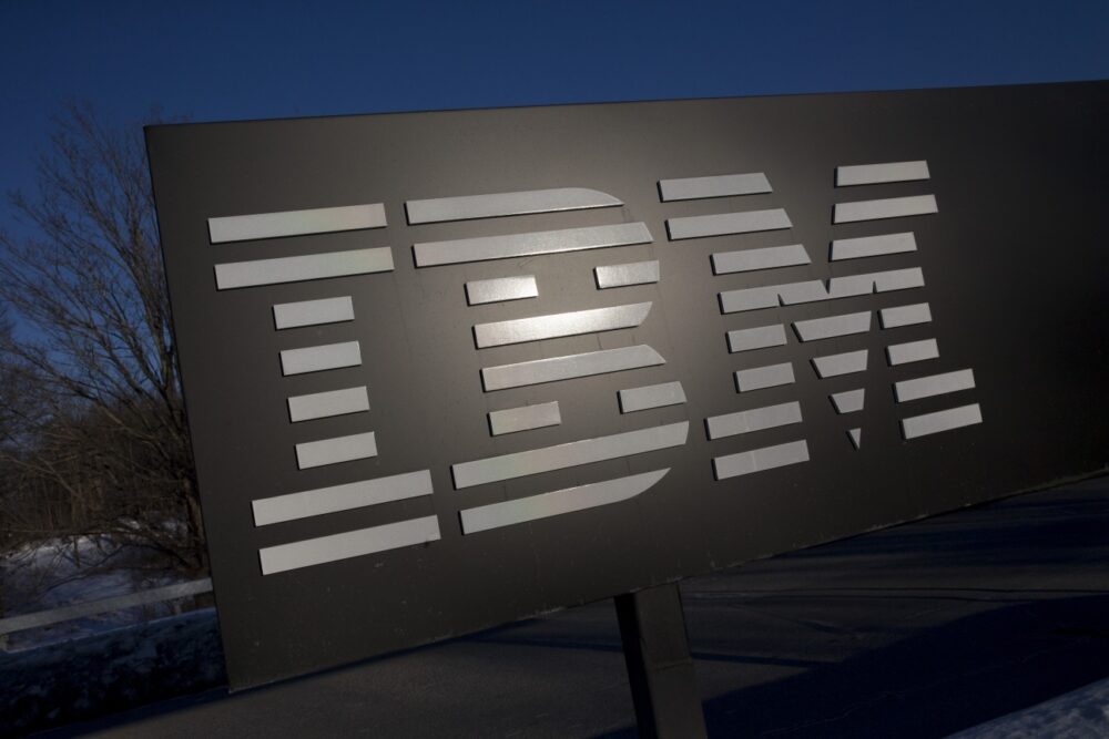 De omzet uit de hybride cloud van IBM groeit in het vierde kwartaal