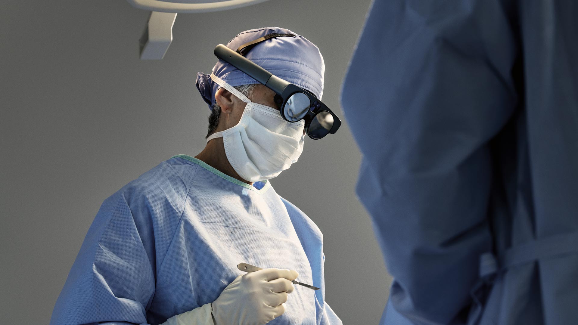 Magic Leap 2 ottiene la certificazione per consentire ai medici di utilizzare l'AR durante gli interventi chirurgici PlatoBlockchain Data Intelligence. Ricerca verticale. Ai.