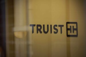 A Truist a negyedik negyedévben megvásárolja a BankDirect Capital Finance-t