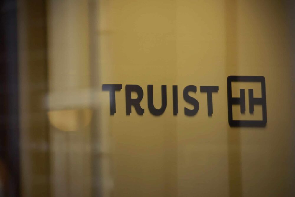 Truist køber BankDirect Capital Finance i 4. kvartal