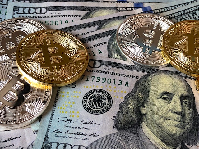Bitcoin svävar till nya höjder: rekordstort antal i 3 mätvärden