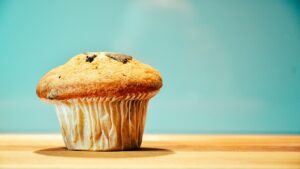 Tagliare solo un muffin al giorno può farti invecchiare più lentamente, secondo uno studio
